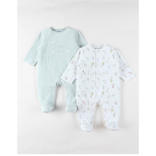 set 2 pyjamas pretty...