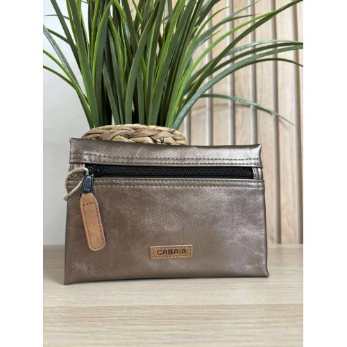 pochette M avant Louisville...