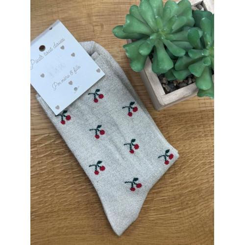 chaussettes cerises