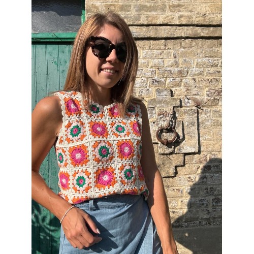 top crochet léana et26